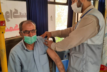گزارش تصویری استقرار اکیپ سیار واکسیناسیون کرونا شبکه بهداشت در سطح شهرستان برخوار